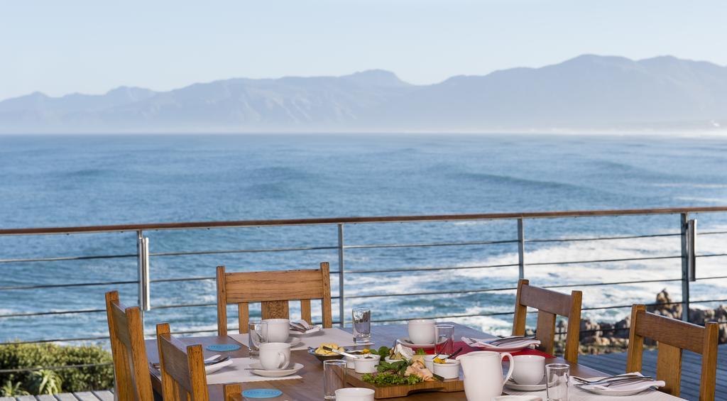 Whalesong Lodge Gansbaai Ngoại thất bức ảnh