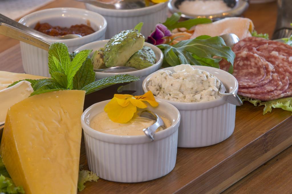 Whalesong Lodge Gansbaai Ngoại thất bức ảnh