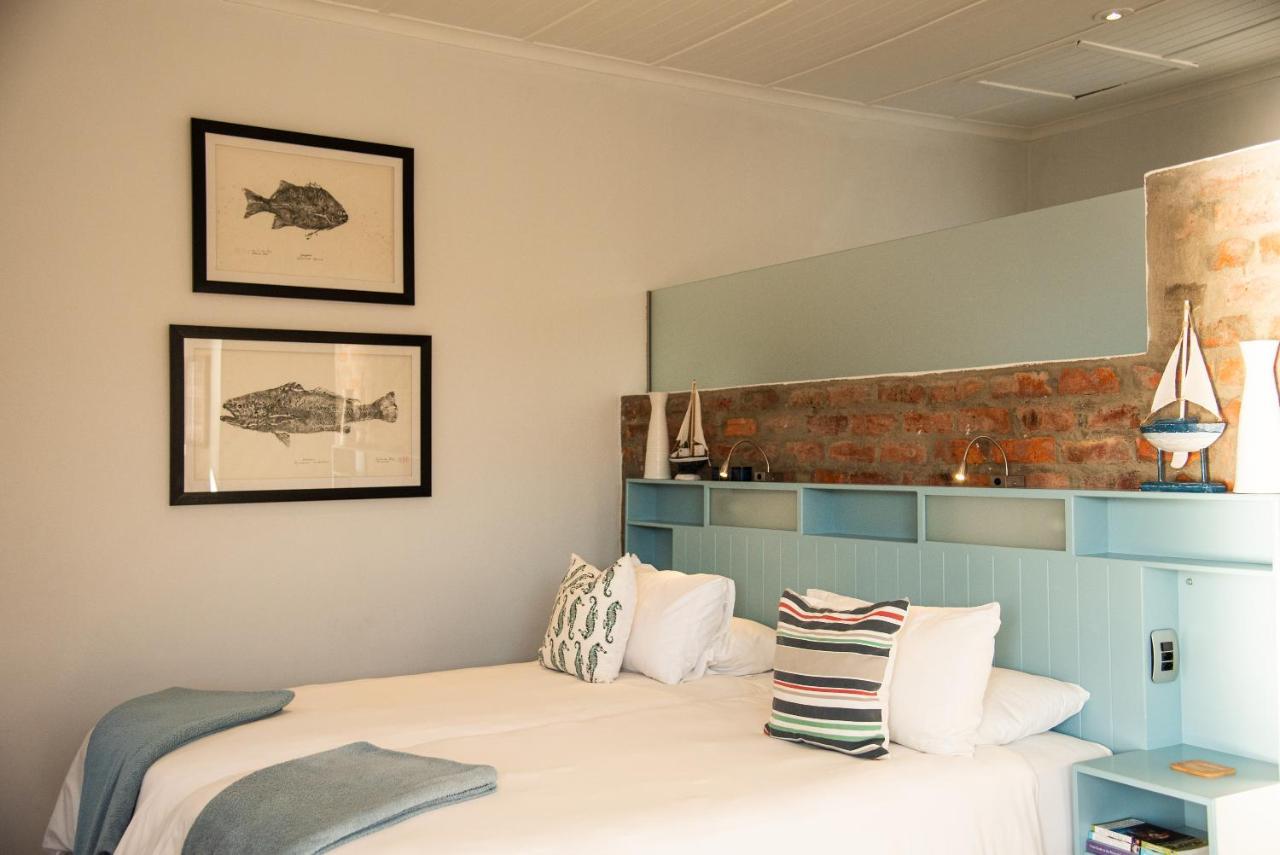 Whalesong Lodge Gansbaai Ngoại thất bức ảnh