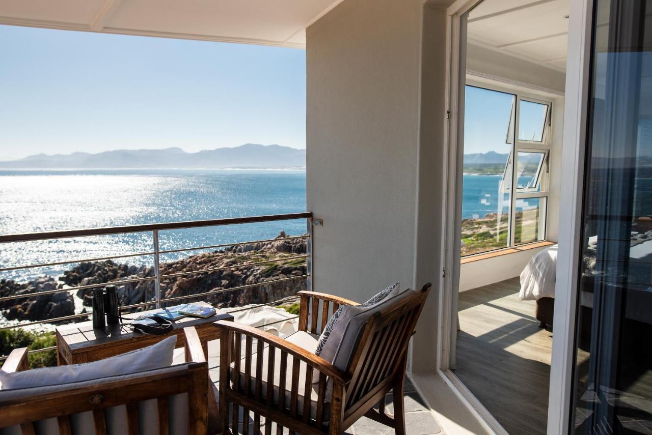 Whalesong Lodge Gansbaai Ngoại thất bức ảnh