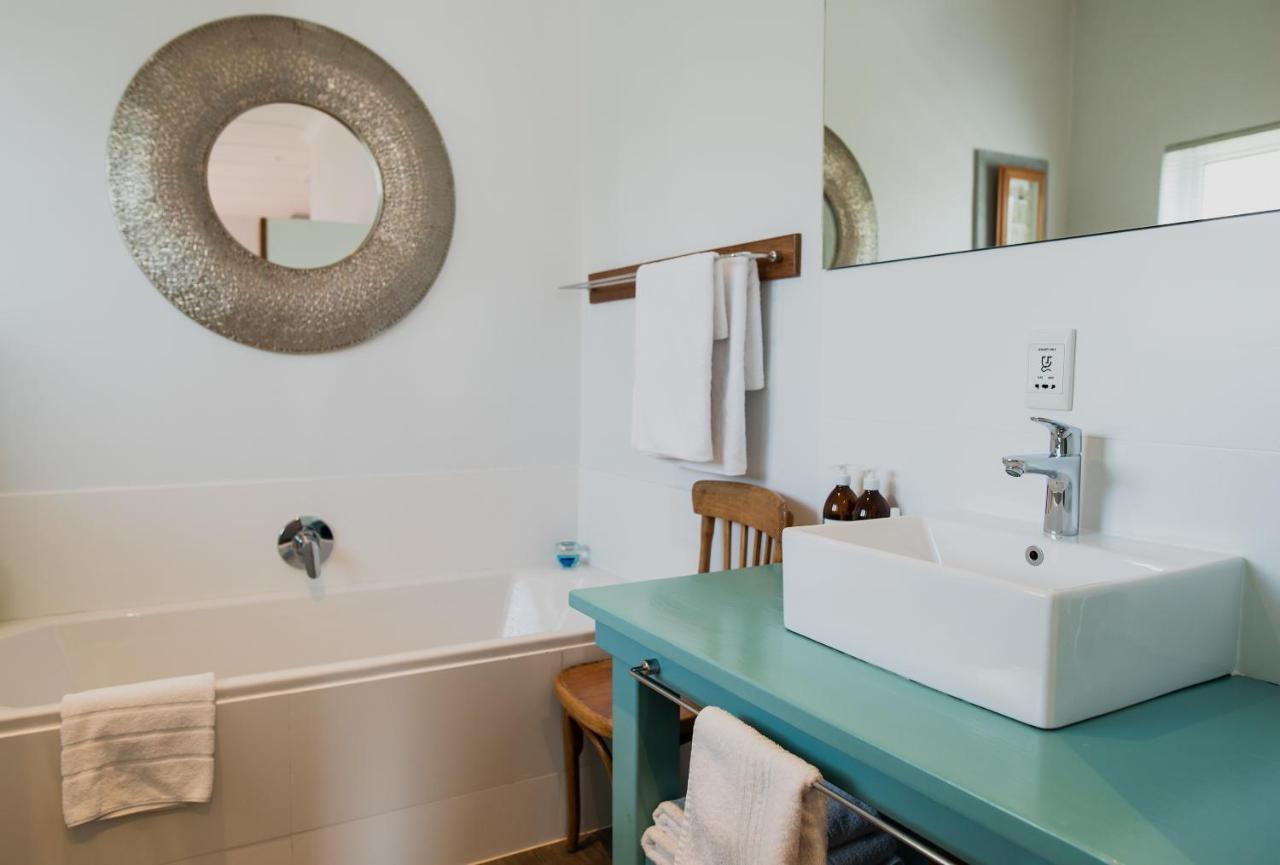 Whalesong Lodge Gansbaai Ngoại thất bức ảnh