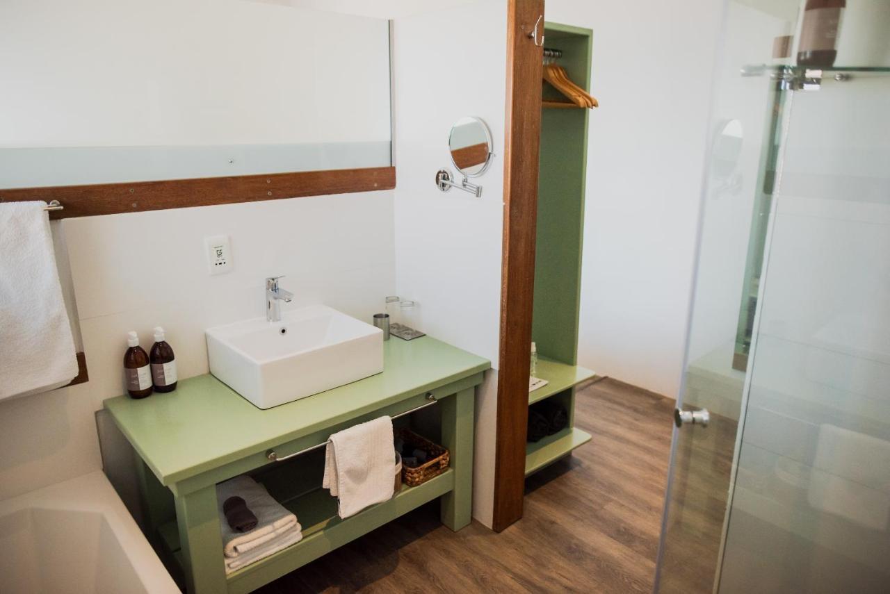 Whalesong Lodge Gansbaai Ngoại thất bức ảnh