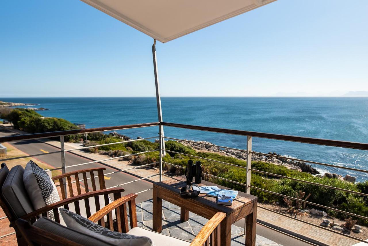 Whalesong Lodge Gansbaai Ngoại thất bức ảnh