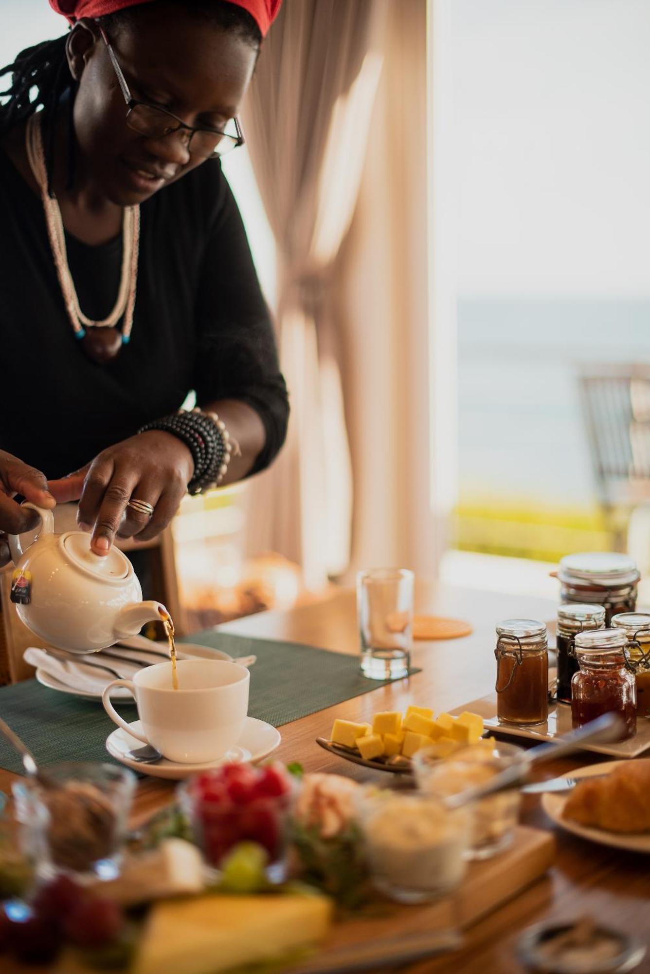 Whalesong Lodge Gansbaai Ngoại thất bức ảnh