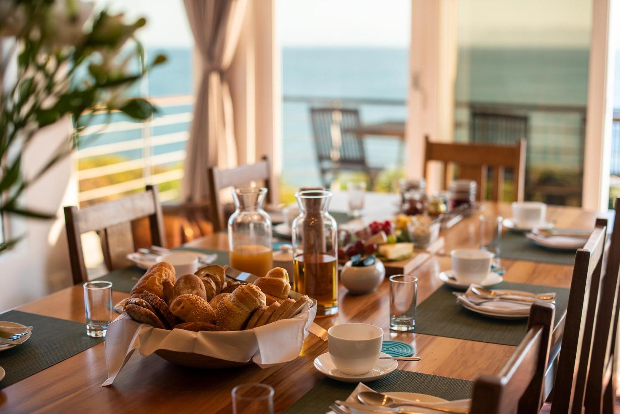 Whalesong Lodge Gansbaai Ngoại thất bức ảnh