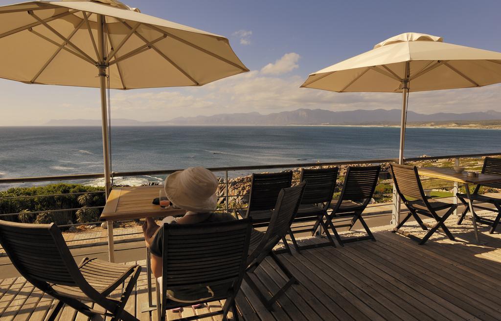 Whalesong Lodge Gansbaai Ngoại thất bức ảnh